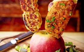 Auf authentische Küche wird großen Wert gelegt. - Foto: Bethel Fath